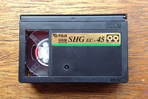 видеокассета VHS-C
